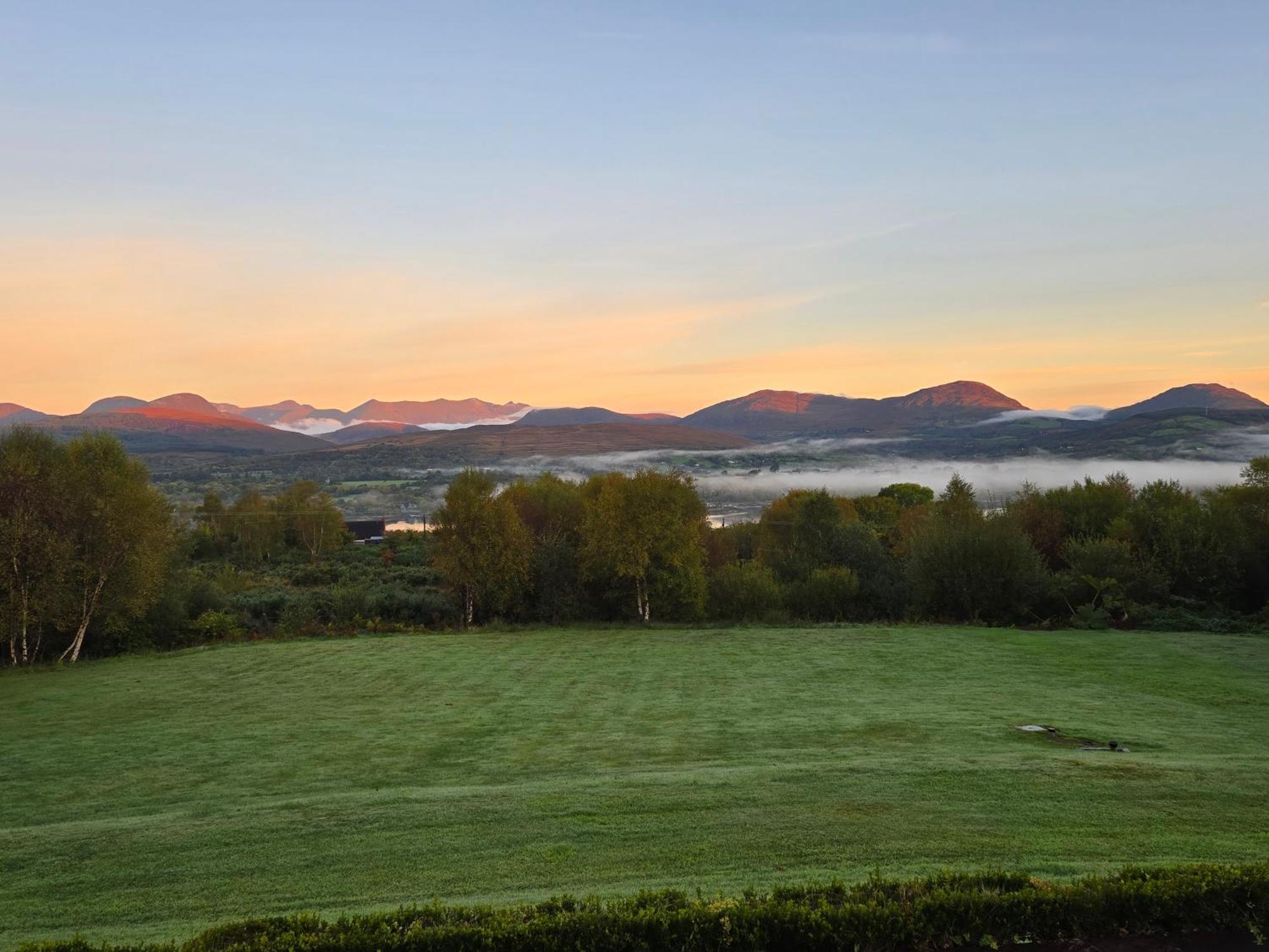 Misty Bay - Kenmare Hotel Kültér fotó